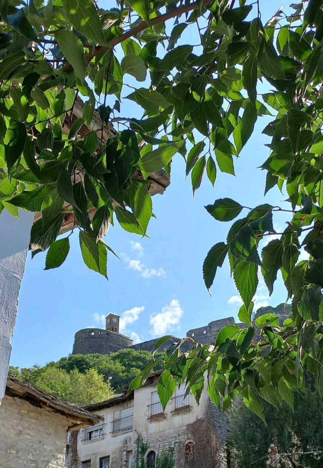 Marbi Guest House Gjirokaster Exterior photo